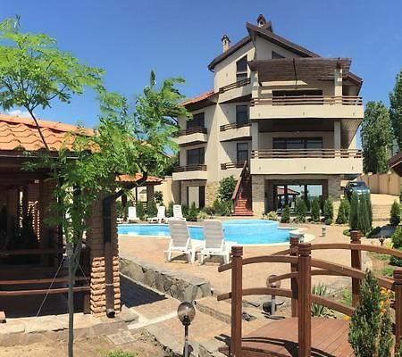 Villa Albizia โอเดสซา ภายนอก รูปภาพ